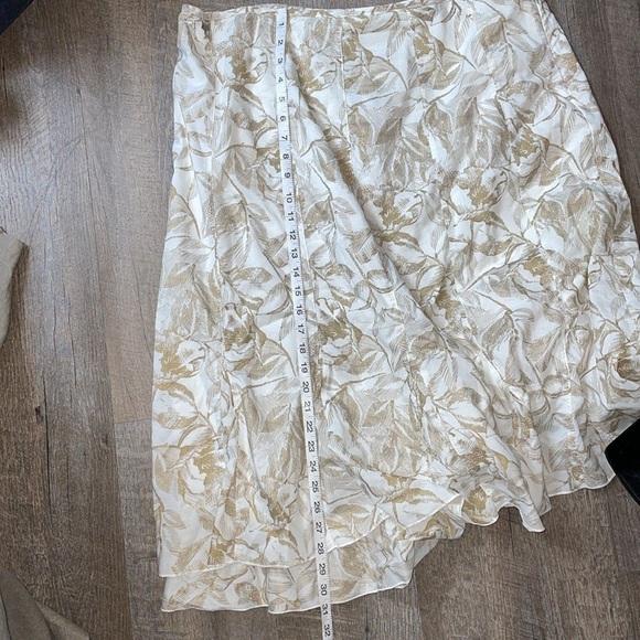 Coldwater Creek Gold Glittery Floral Foliage Ruffle Bottom MIDI Skirt size XL 18 - Picture 14 of 15